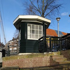 Brugwachtershuisje (Groningen)